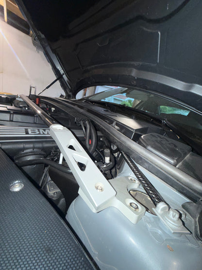 (DOES NOT INCLUDE STRUT BRACE OVER ENGINE)